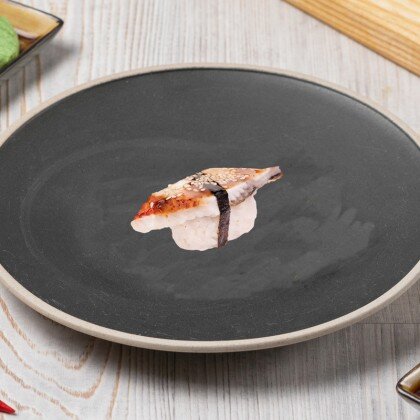 Суши с угрем