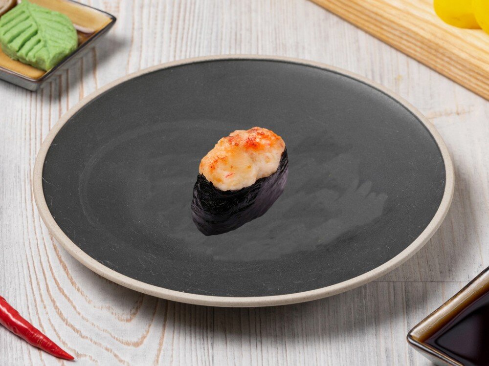 Запеченные суши со снежным крабом