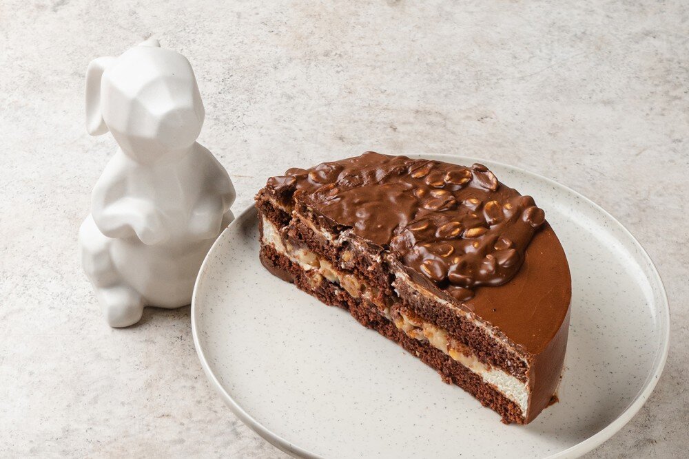 Торт Сникерс