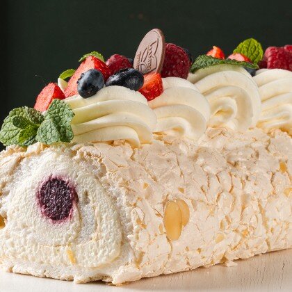 Торт Меренговый рулет