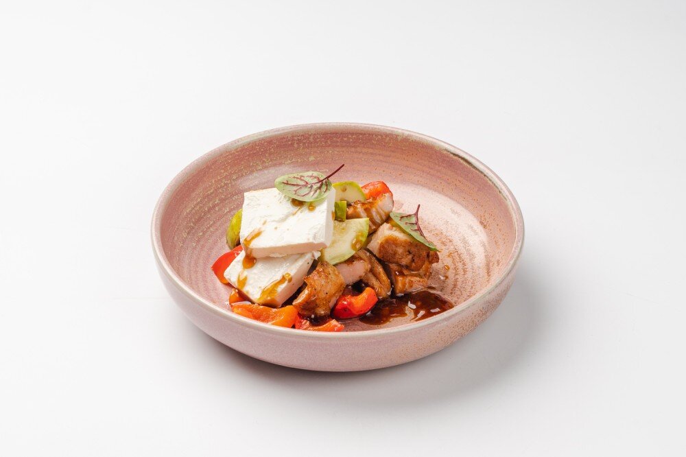 Гриль салат с куриным филе