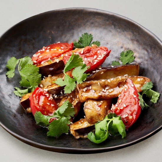 Хрустящие баклажаны с томатами