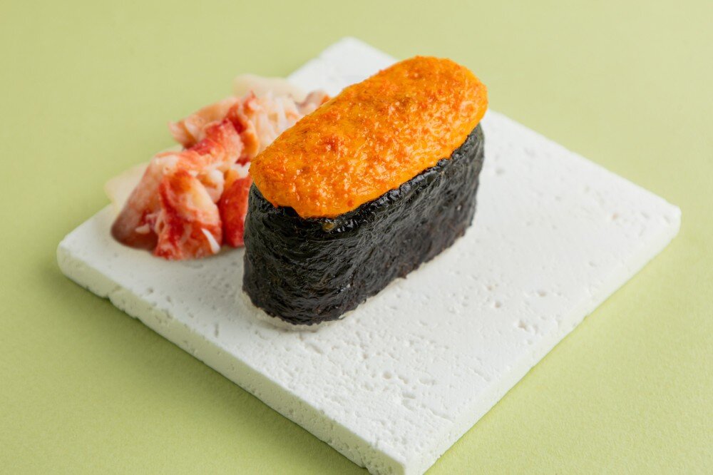 Суши запеченный с крабом