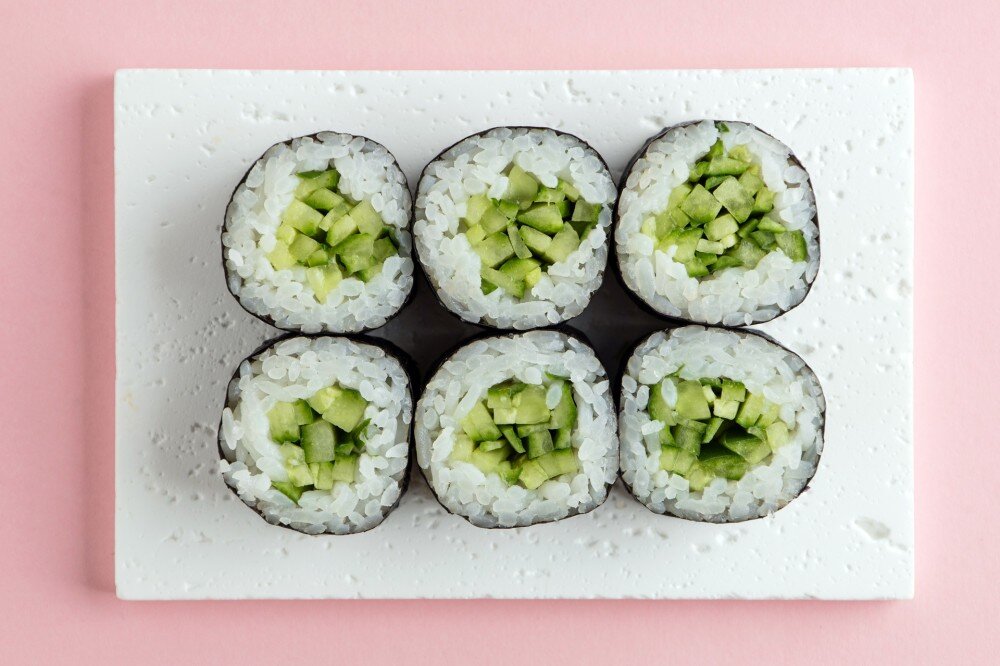 Ролл с огурцом