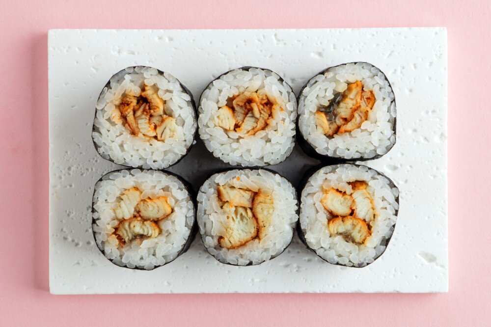 Ролл с угрем