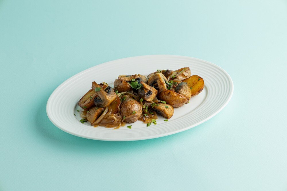 Жареный картофель с грибами