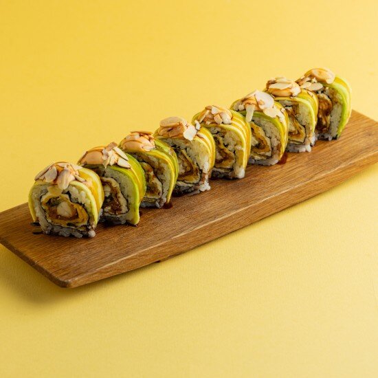 Big Roll с угрем и авокадо