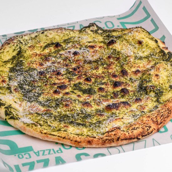 Фокачча с соусом песто