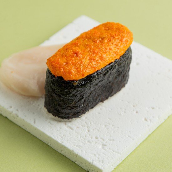 Суши запеченный с гребешком