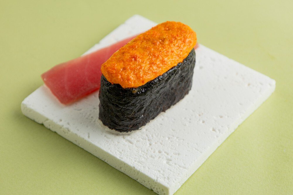 Суши запеченный с тунцом