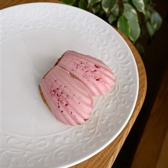 МАДЛЕН МАЛИНА-КЛУБНИКА