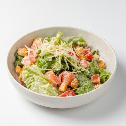 Салат Цезарь с семгой