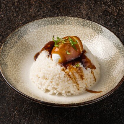 Рис с яйцом пашот