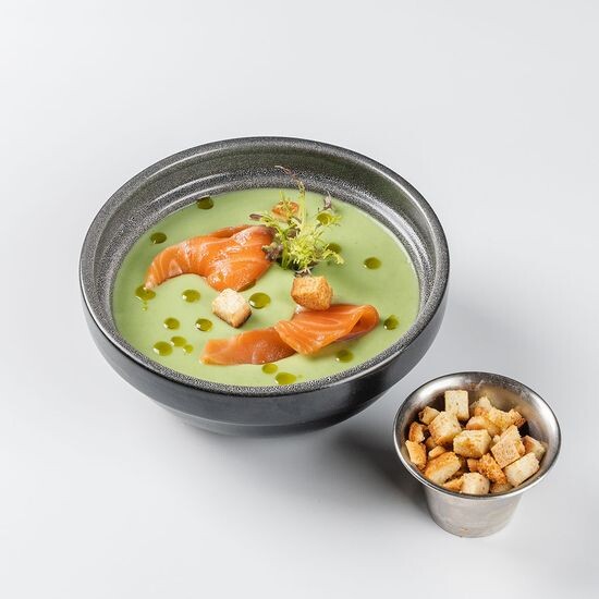 Крем-суп из цукини с лососем