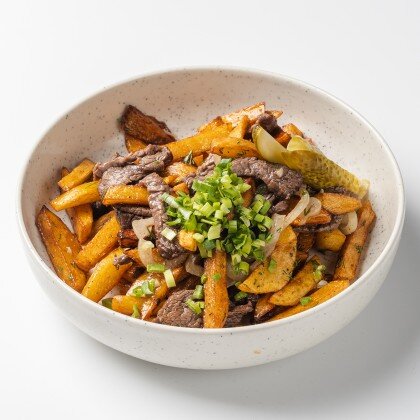 Картофель жареный с говяжей вырезкой