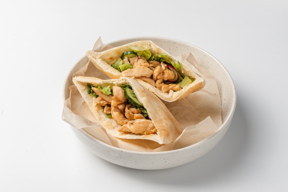 Пита с куриным филе