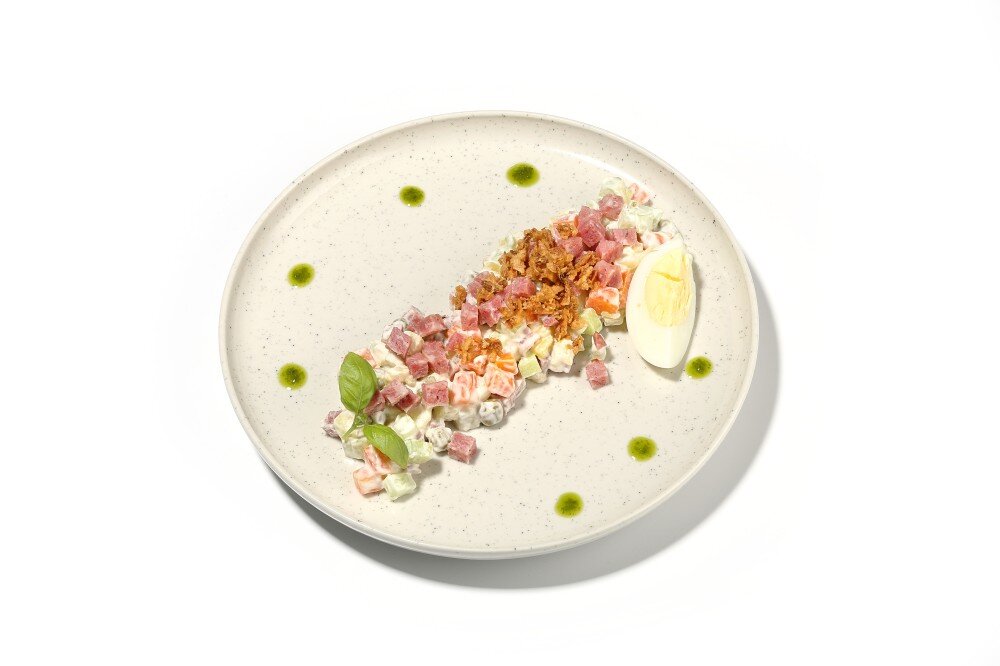 Оливье с краковской колбасой