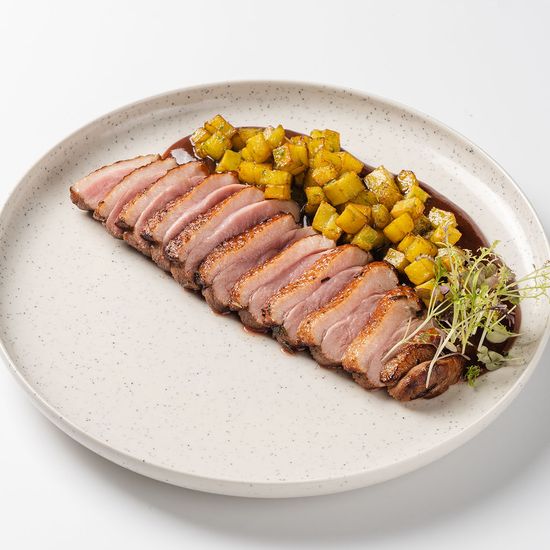 Утка с трюфельным Деми Гласс