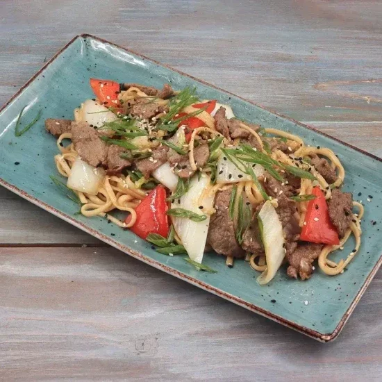 Удон с говядиной