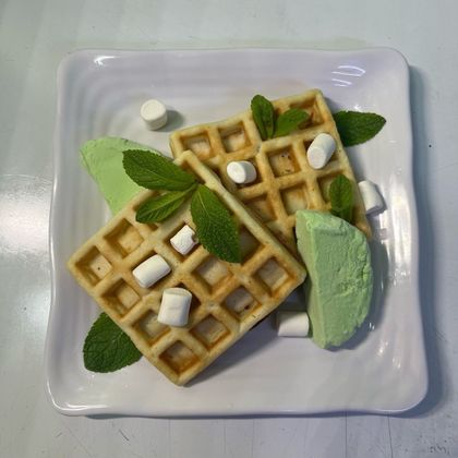 Вафли Бельгийские с мороженным