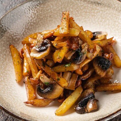 Картофель жареный с грибами