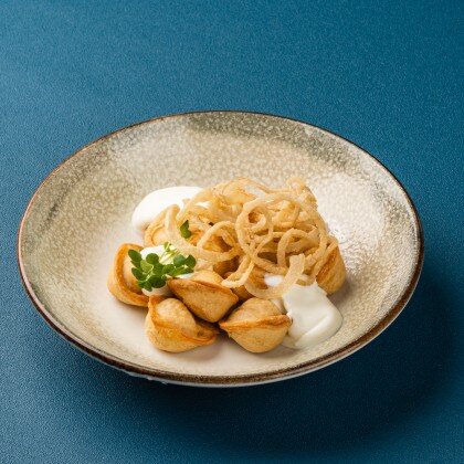 Пельмени с курицей жареные