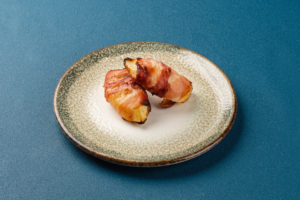 Картофель запеченый в беконе