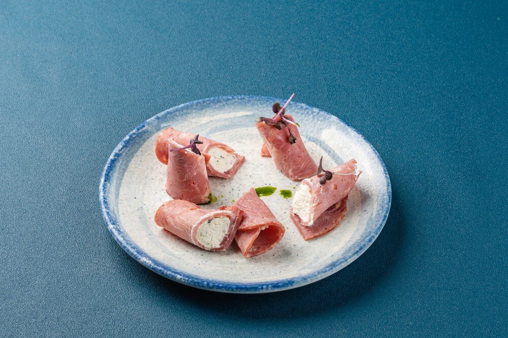 Рулетики  из ветчины