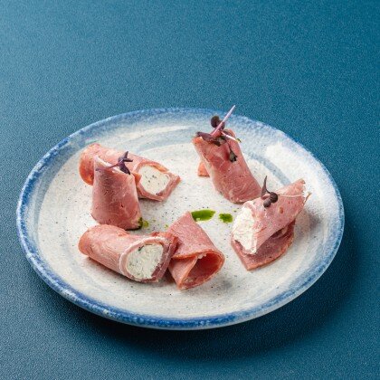 Рулетики  из ветчины