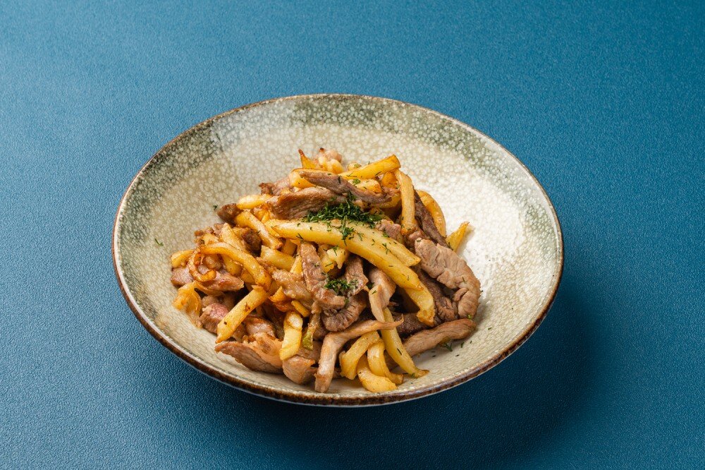 Картофель жареный со свининой Лайт