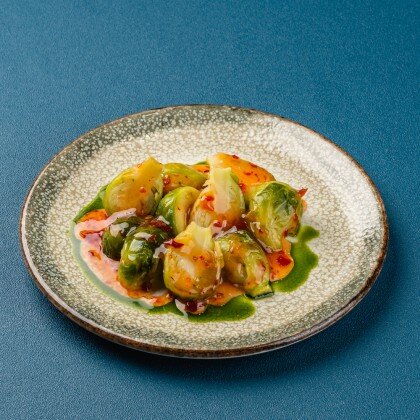 Капуста брюссельская в соусе сладкий чили