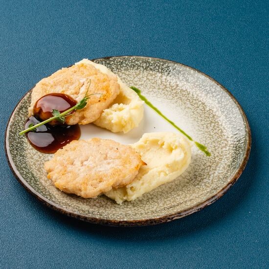 Оладьи куриные с картофельным пюре