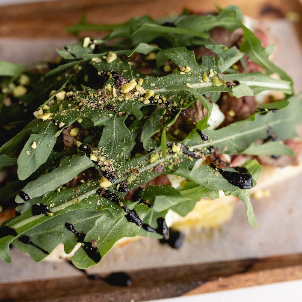 Брускетта с ростбифом