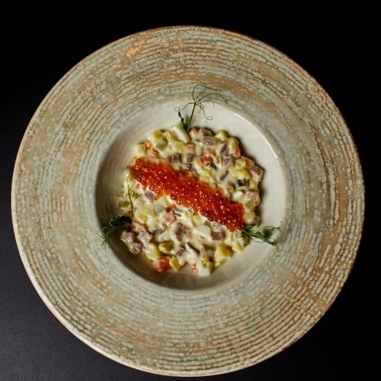 Салат Оливье с языком