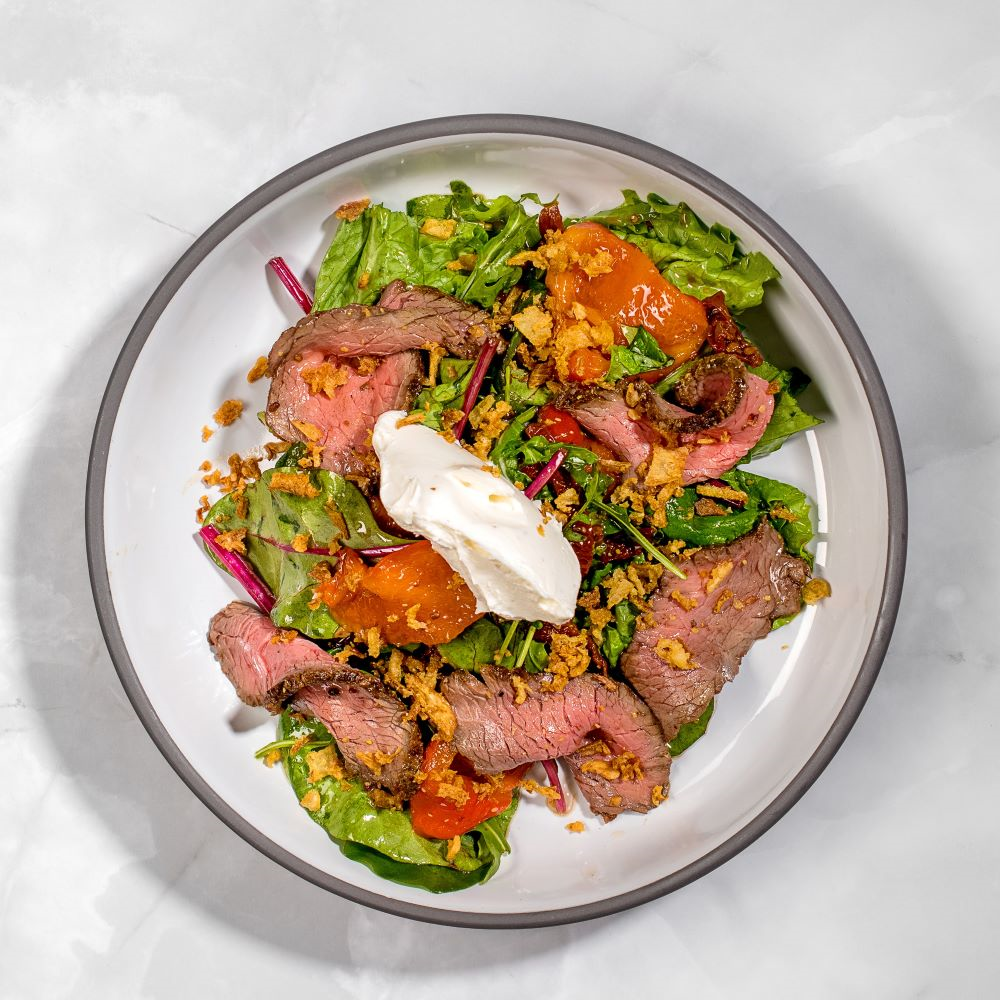 Салат с ростбифом