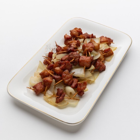 Свинина на шпажках