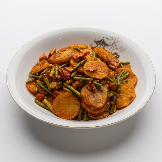 Картофель на противне