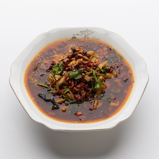 Сы чжу жоу со свининой и кориандром