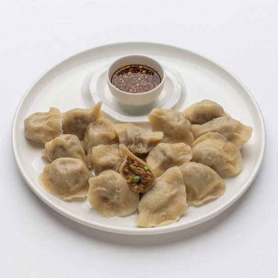 Пельмени отварные со свининой 12шт