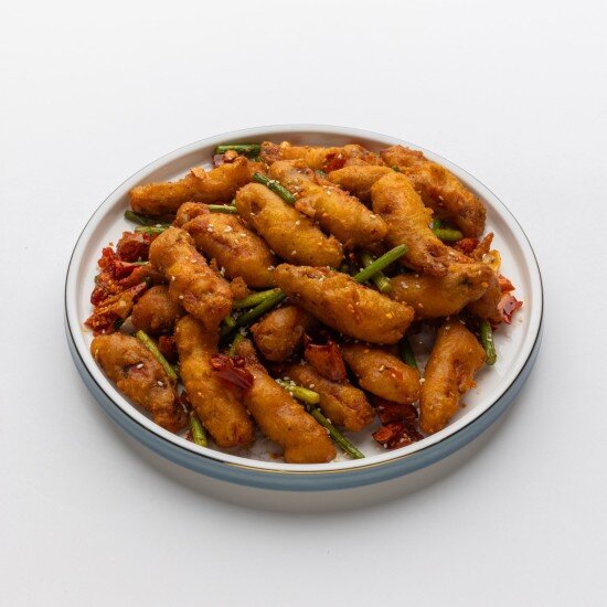 Куриные крылья с побегами