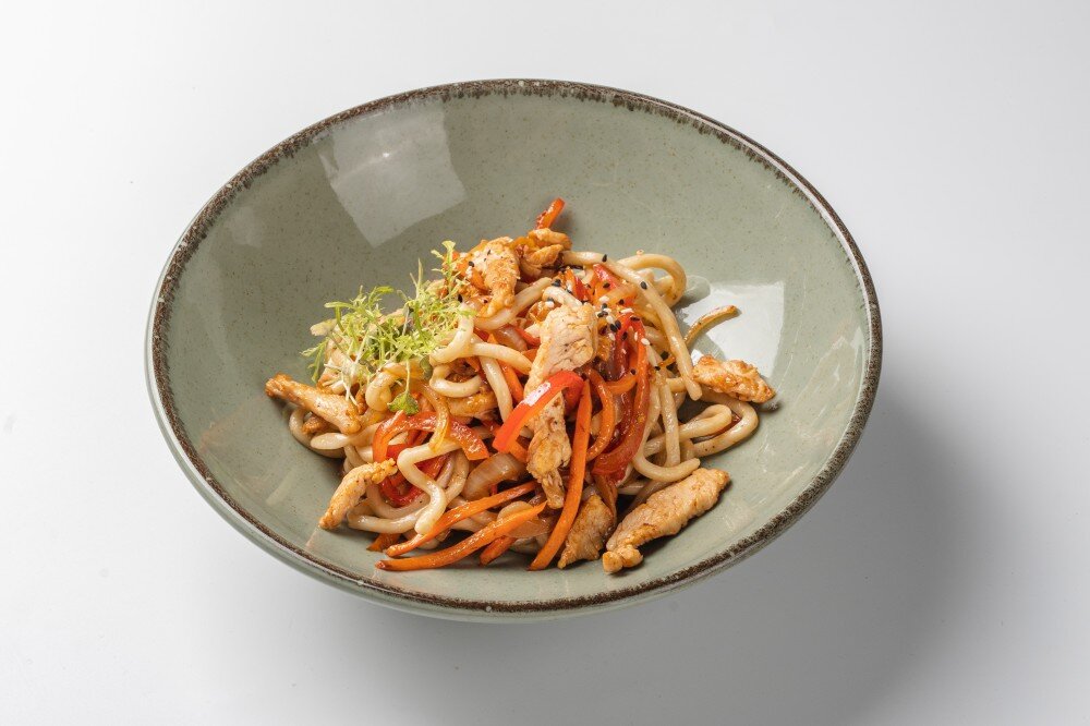 Вок с курицей терияки