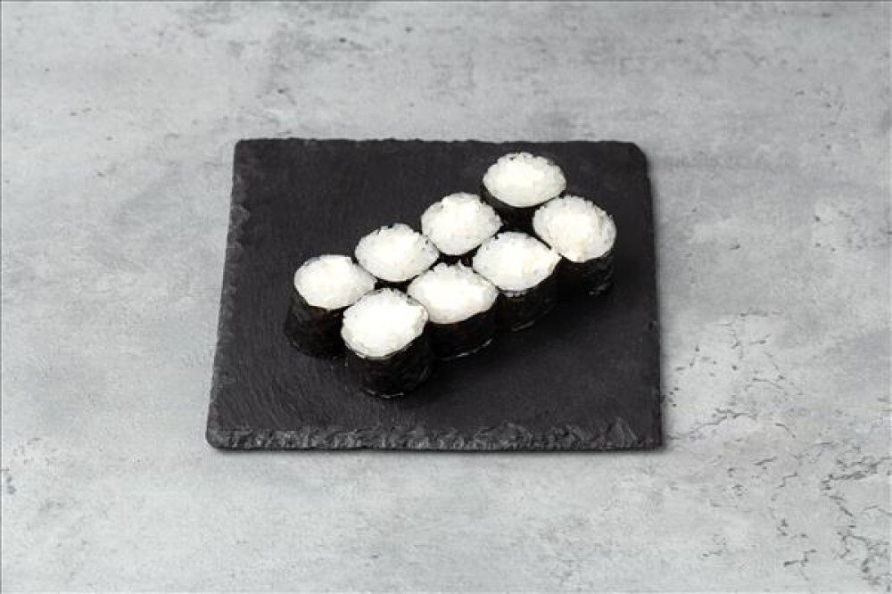 Тонкий ролл со сливочным сыром