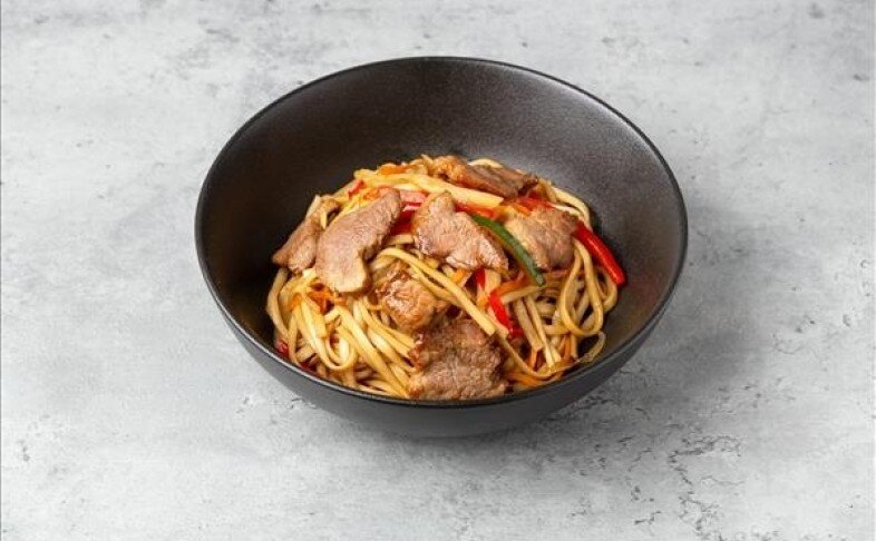 Удон со свининой