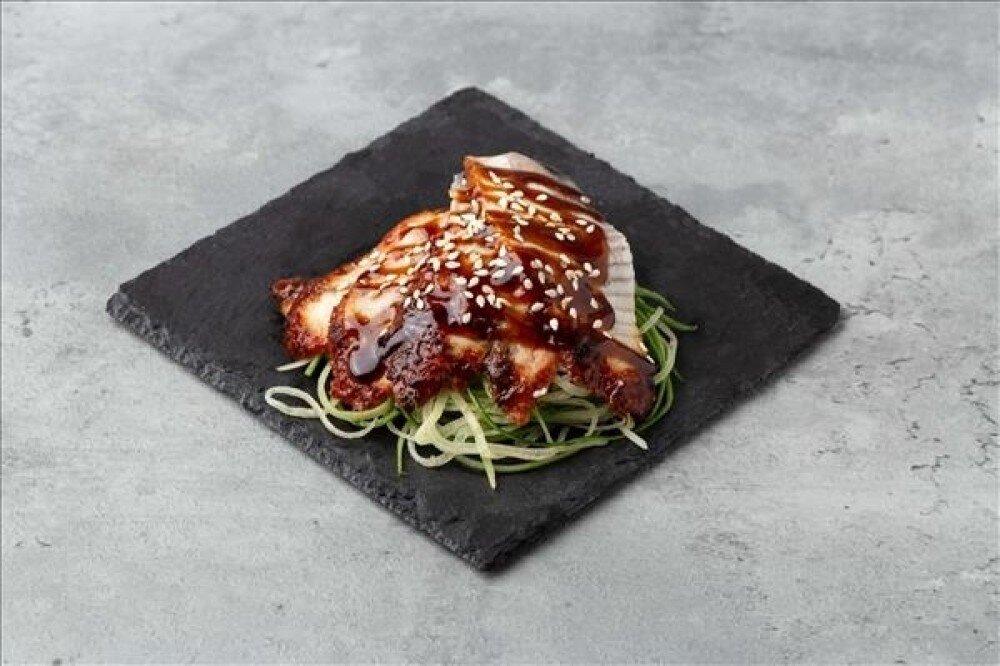 Сашими угорь