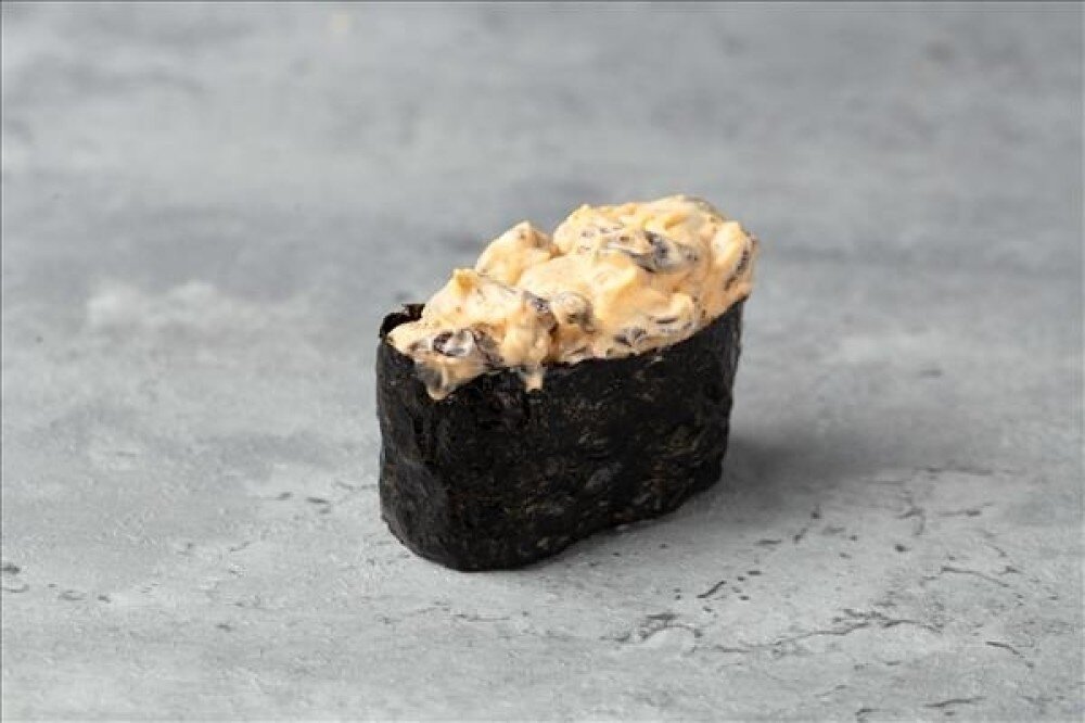 Острые суши с мидиями