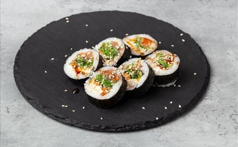 Ролл «Кимпаб с копчёным лососем»