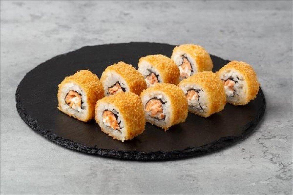 Ролл «Темпура с лососем»