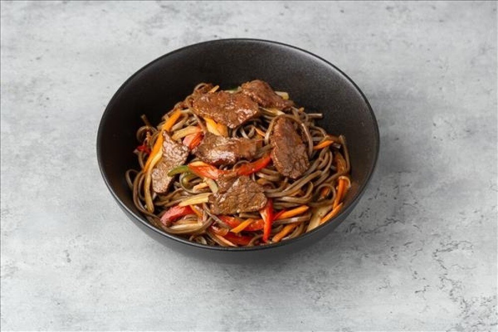 Гречневая лапша с говядиной