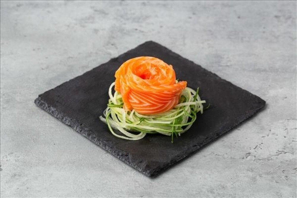 Сашими лосось