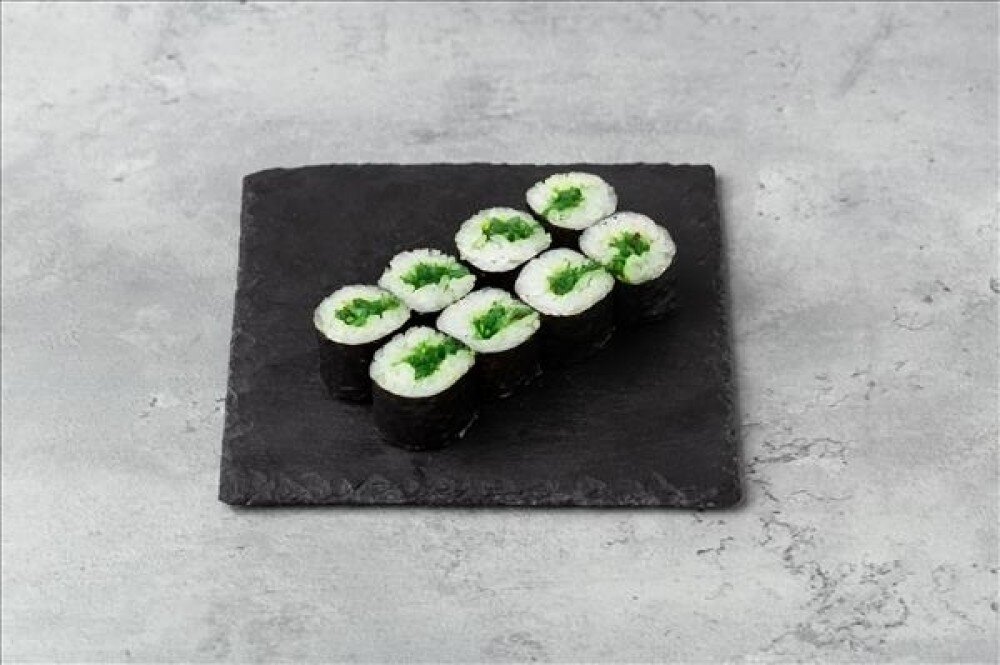 Тонкий ролл с чукой